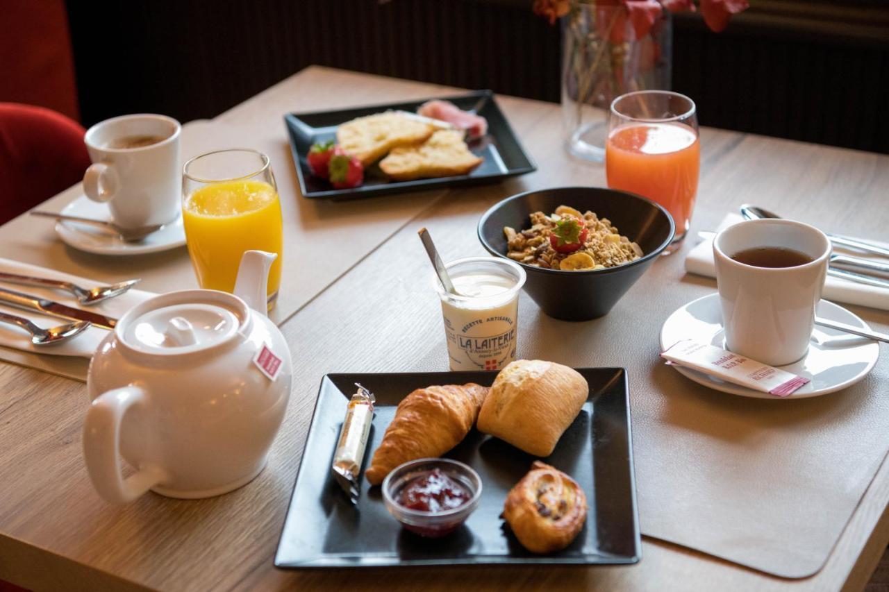 Le Bois Joli Hotel 3*